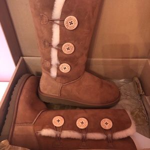 UGG Boots - NEW